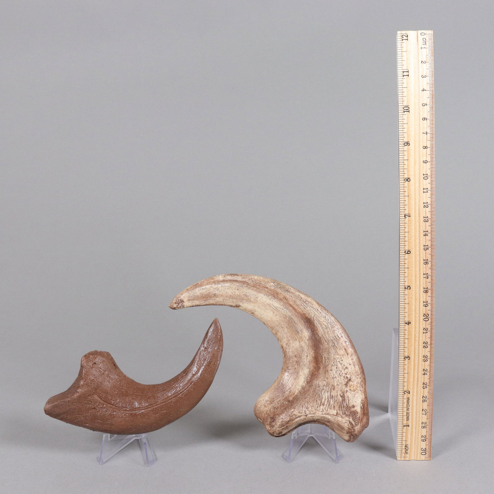 Lots casted items ungraded, we do not guarantee its material, or age. All sales are final, no (1 of 7)