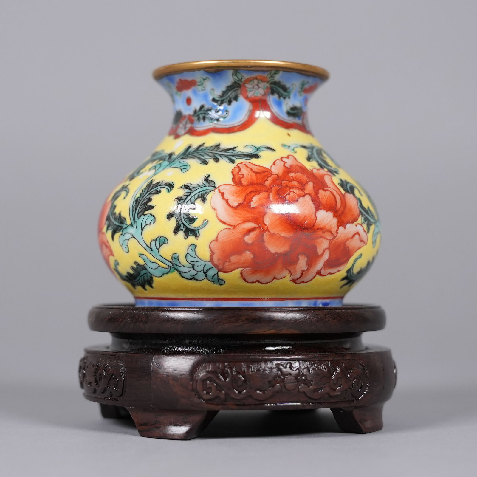 A vintage Chinese finely water coupe. H: 3" x W: 3.5." (1 of 7)