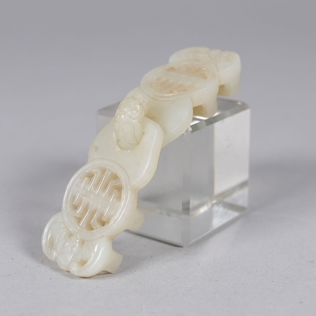 Chinese fine celadon jade from an estaet. (1 of 7)