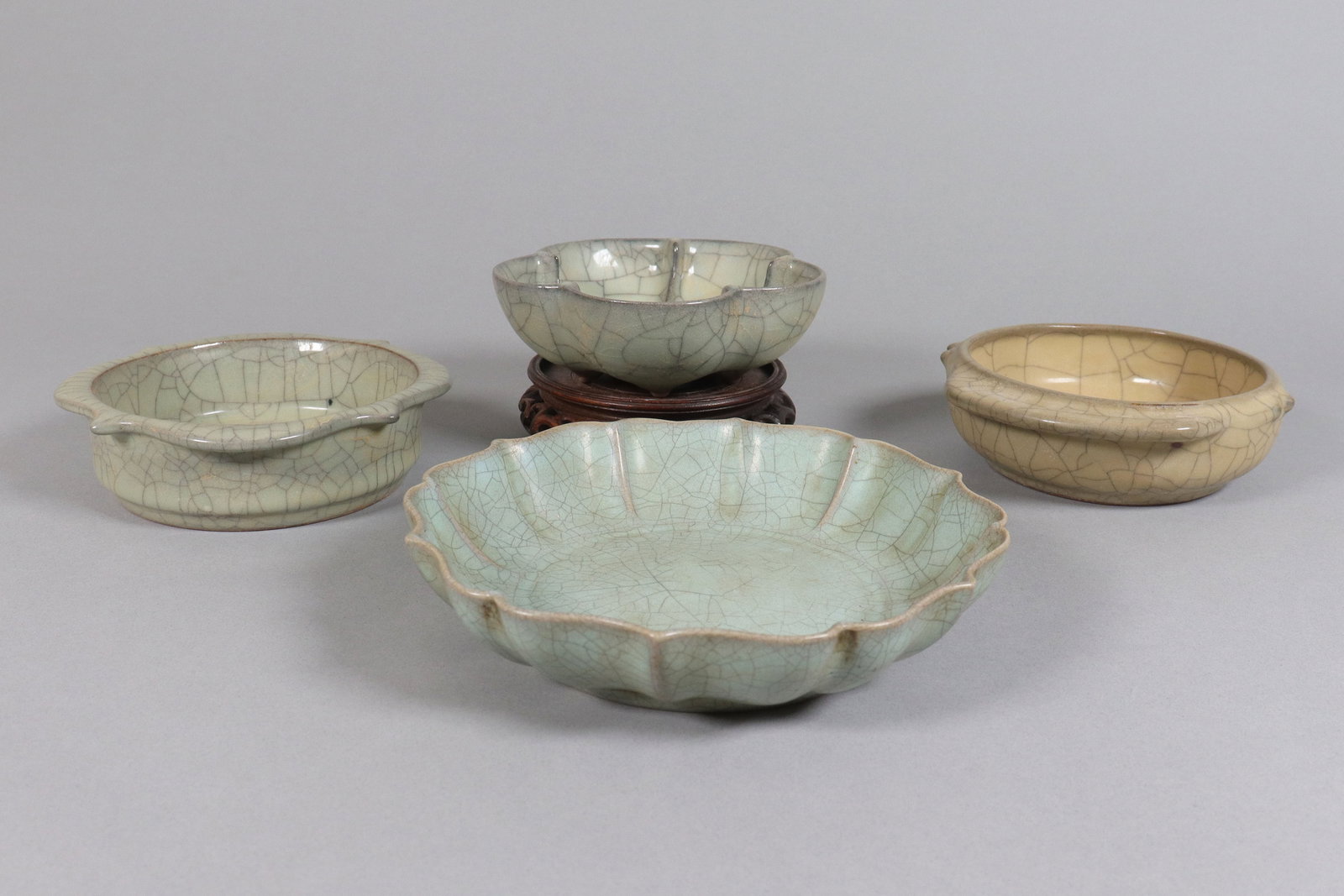 Lots Chinese fine porcelains. Largest H: 1.65" x W: 7.25.": Lots Chinese fine porcelains. Largest H: 1.65" x W: 7.25."