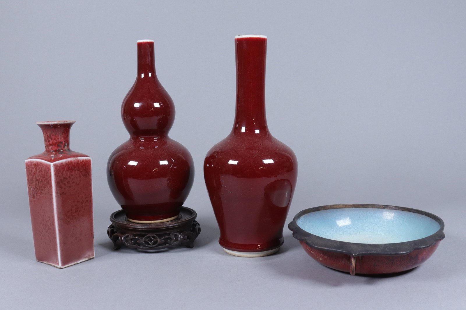 Lots Chinese fine porcelains, largest H: 10" x W: 4.75." (1 of 7)