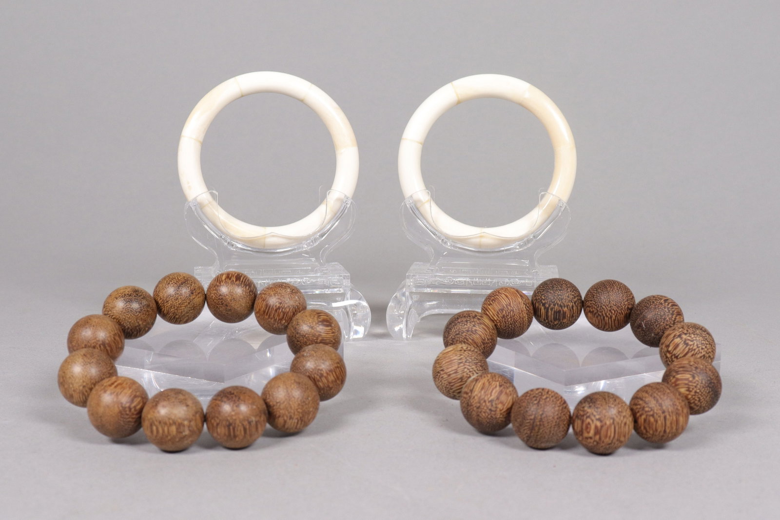 Lots fine bracelets (1 of 7)