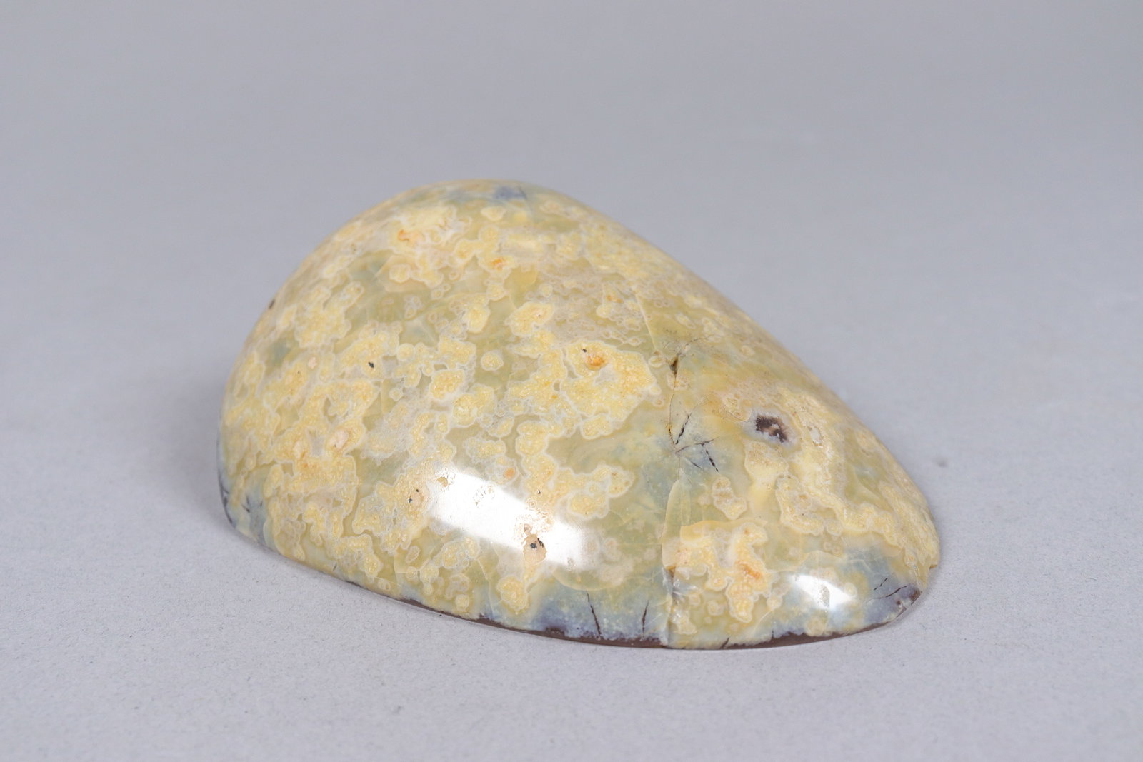 Lots carved geodes boulder - 4