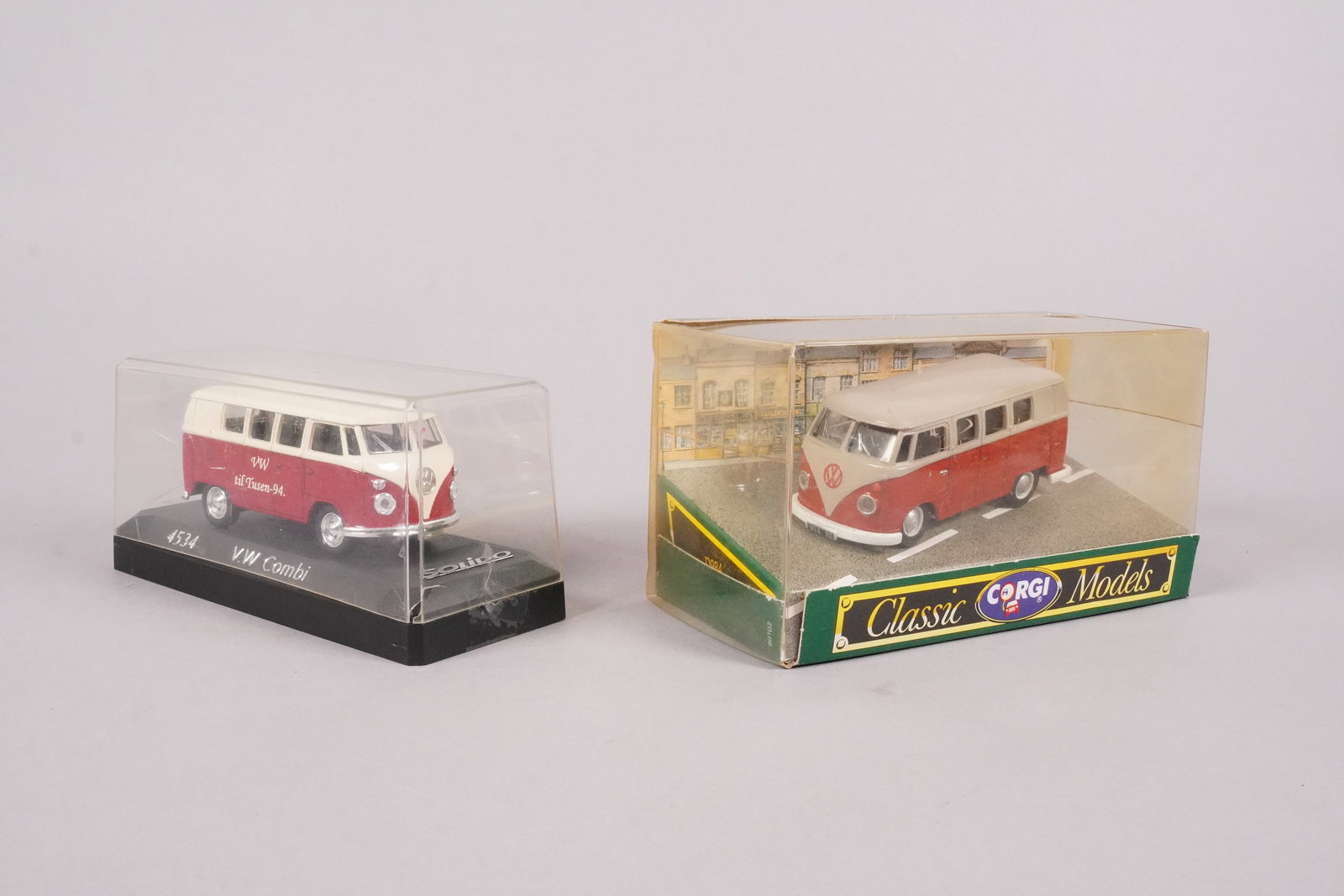 Lots Corgi bus in box - 4