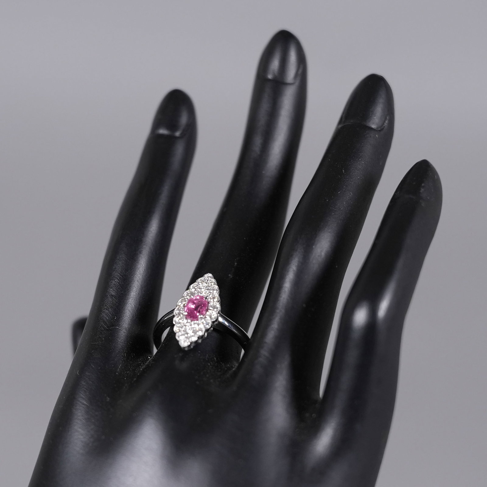 Platnium natural oval sapphire diamond ring - 6