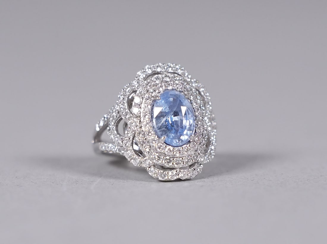 Platnium natural oval sapphire diamond ring GIA: Platinum natural non heated sapphire diamond ring, comes with GIA certificate. Total 2.09 carats natural sapphire, and total 1.26 carats natural diamonds. US ring size 6.8. Appraisal report $24,217.