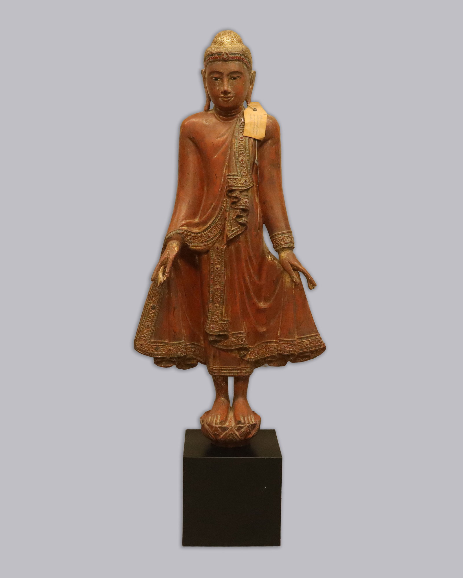 A fine vintage Southeast Asian wooden buddha (1 of 9)
