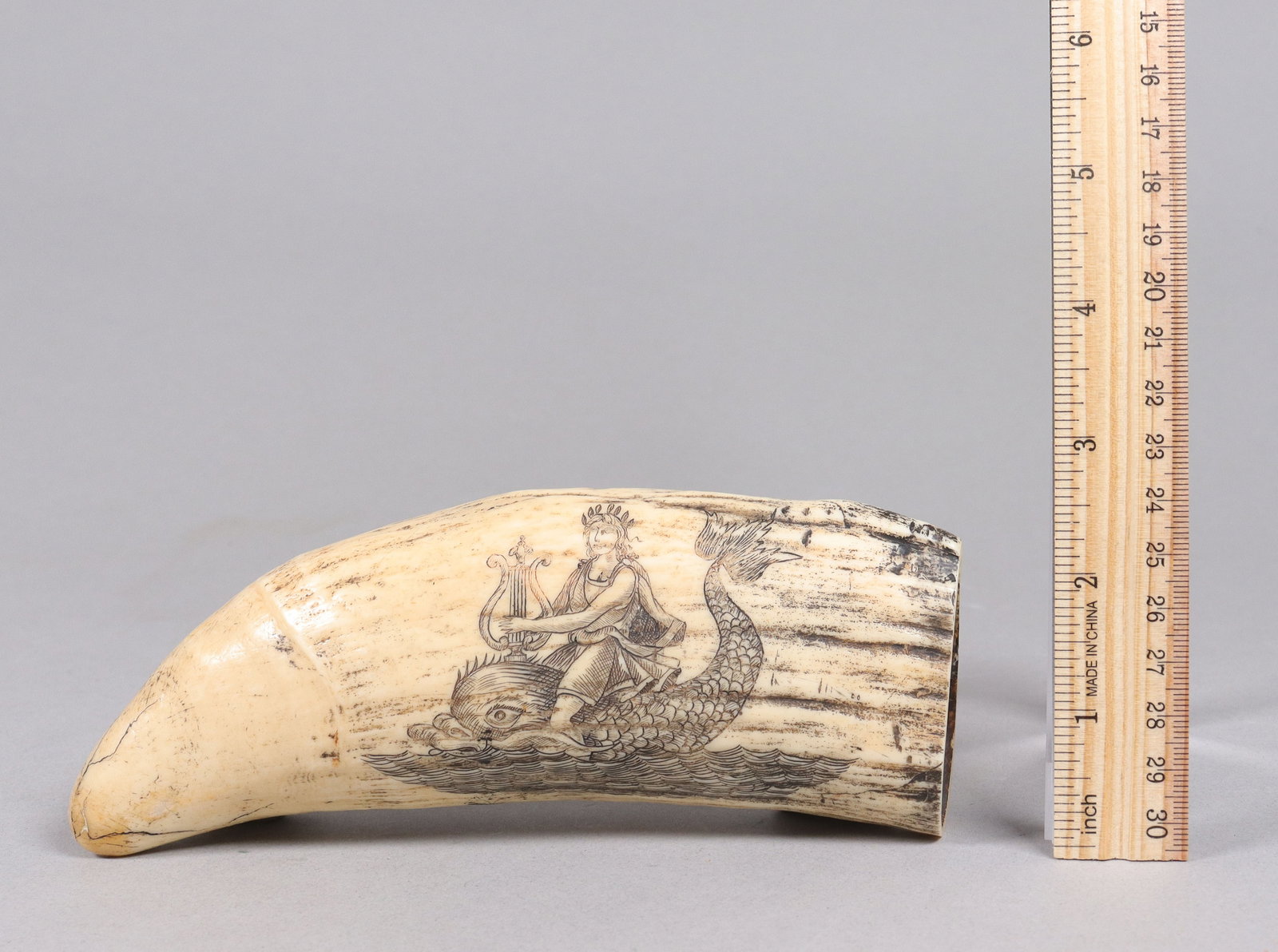 A carved estate item ungraded: A carved estate item ungraded. Came from a major estate, ungraded. All sales are final, no return. H: 2.5" x W: 6.25."