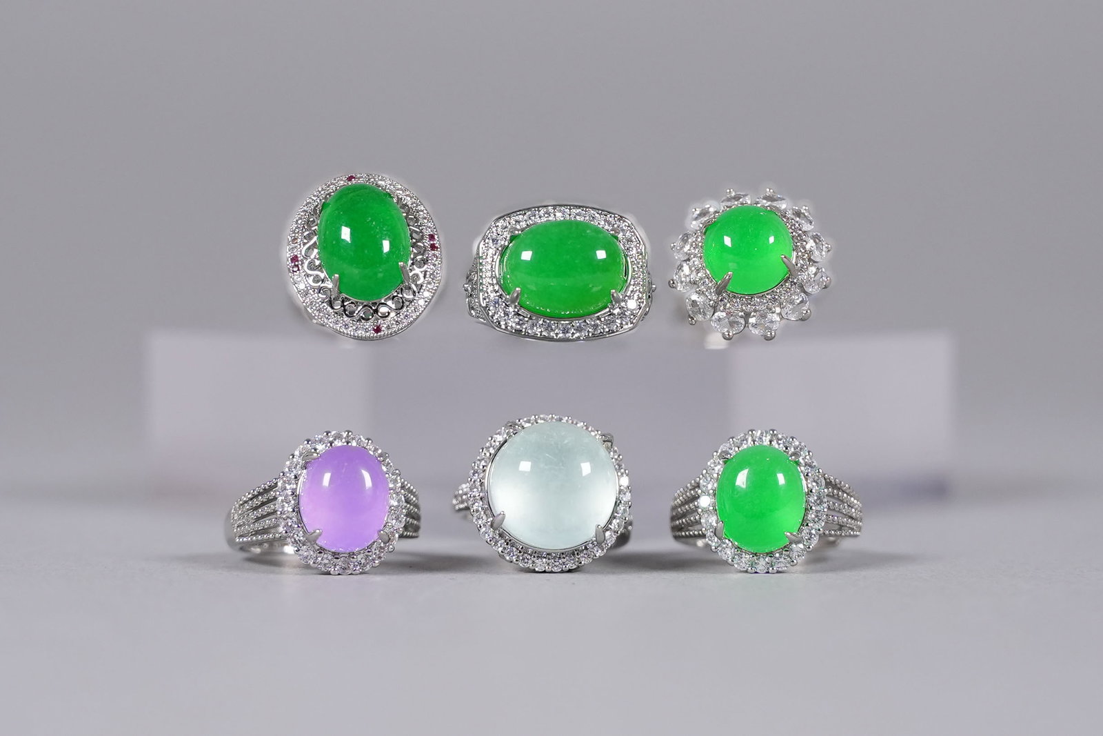 Lots Chinese apple green jewelry: Lots Chinese apple green jewelry.