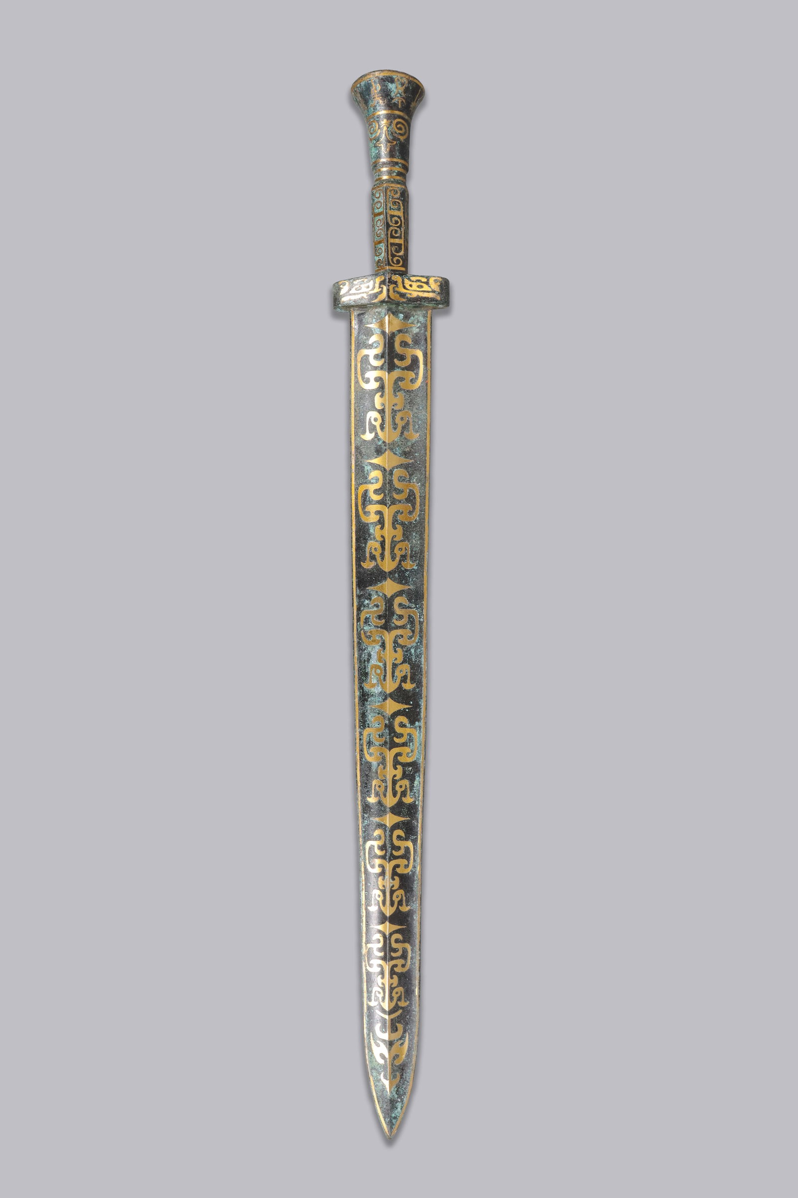 Chinese fine gilted bronze sword (1 of 7)