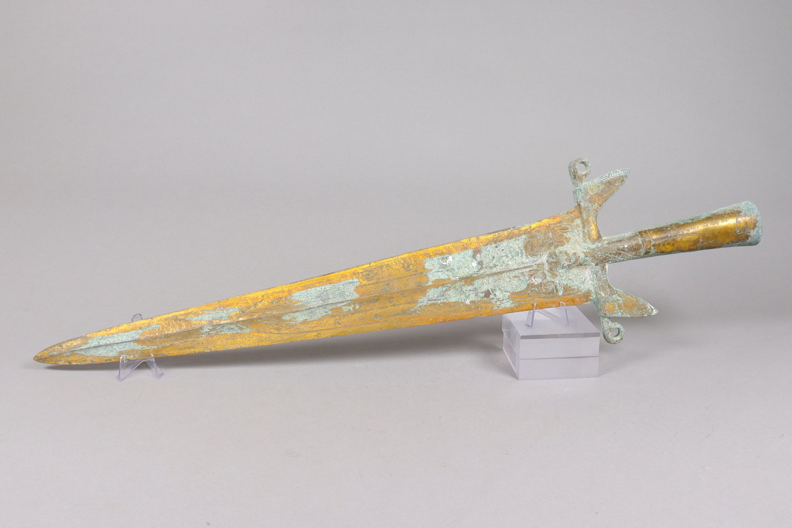 Chinese fine gilted bronze sword (1 of 6)