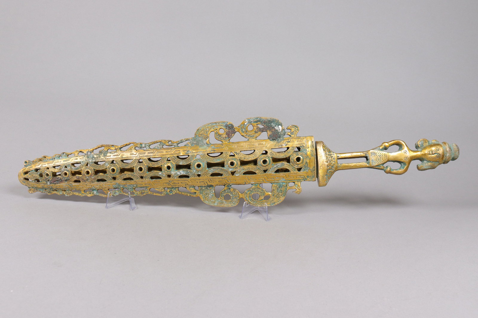Chinese heavy bronze sword (1 of 7)
