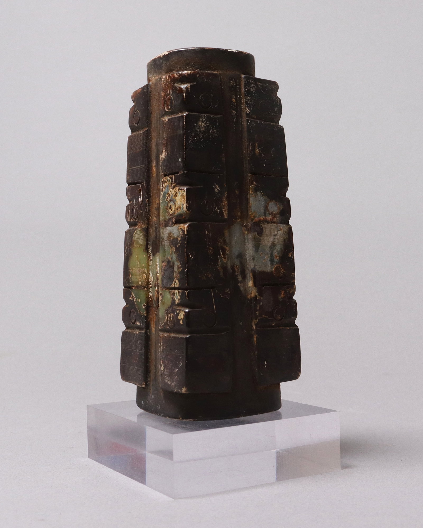 Chinese important archaic jade estate: Chinese important archaic jade, from a major estate. H: 5.75" x W: 2.25."