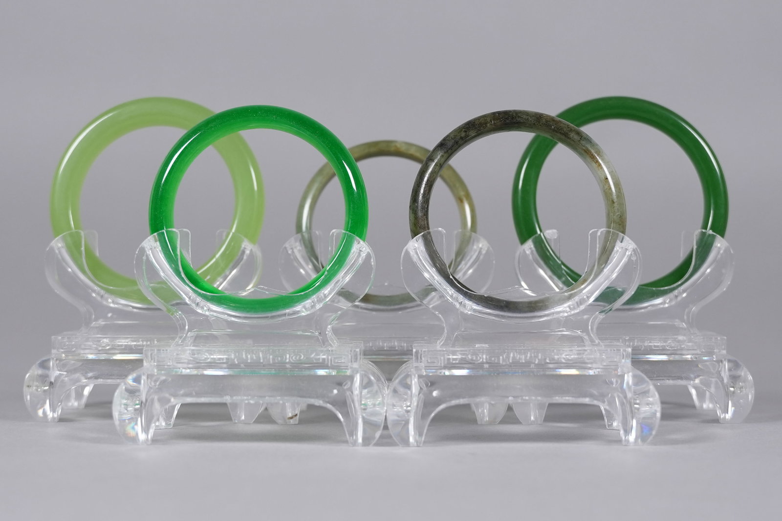 Lots Chinese fine bangles (1 of 6)