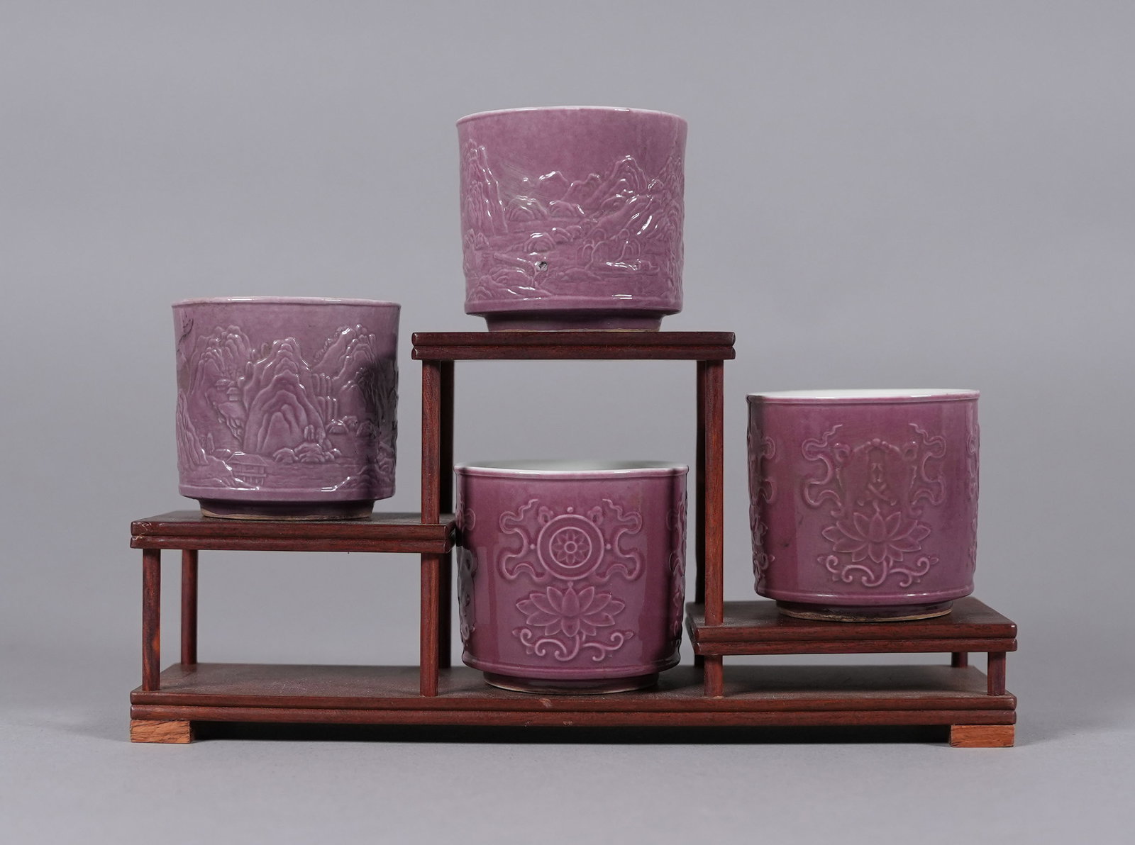 Lots Chinese fine cups: Lots Chinese fine cups, largest H: 2.2" x W: 2.4."