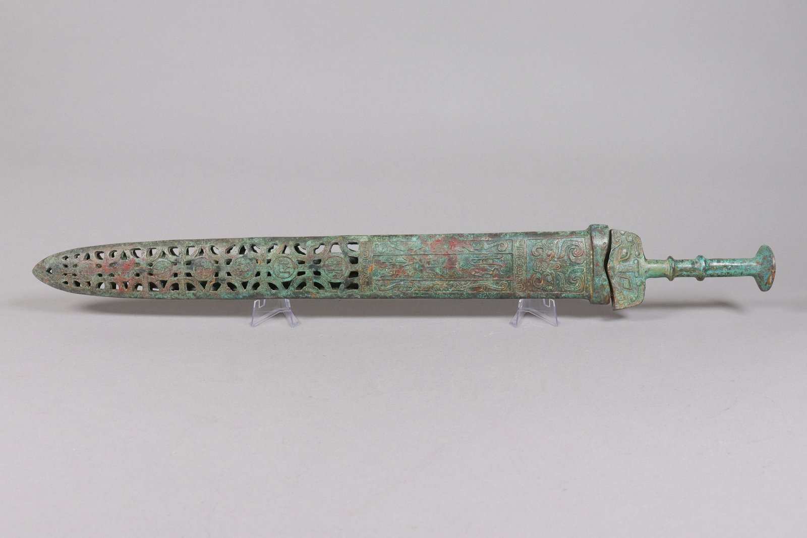 Chinese long fine bronze sword (1 of 7)