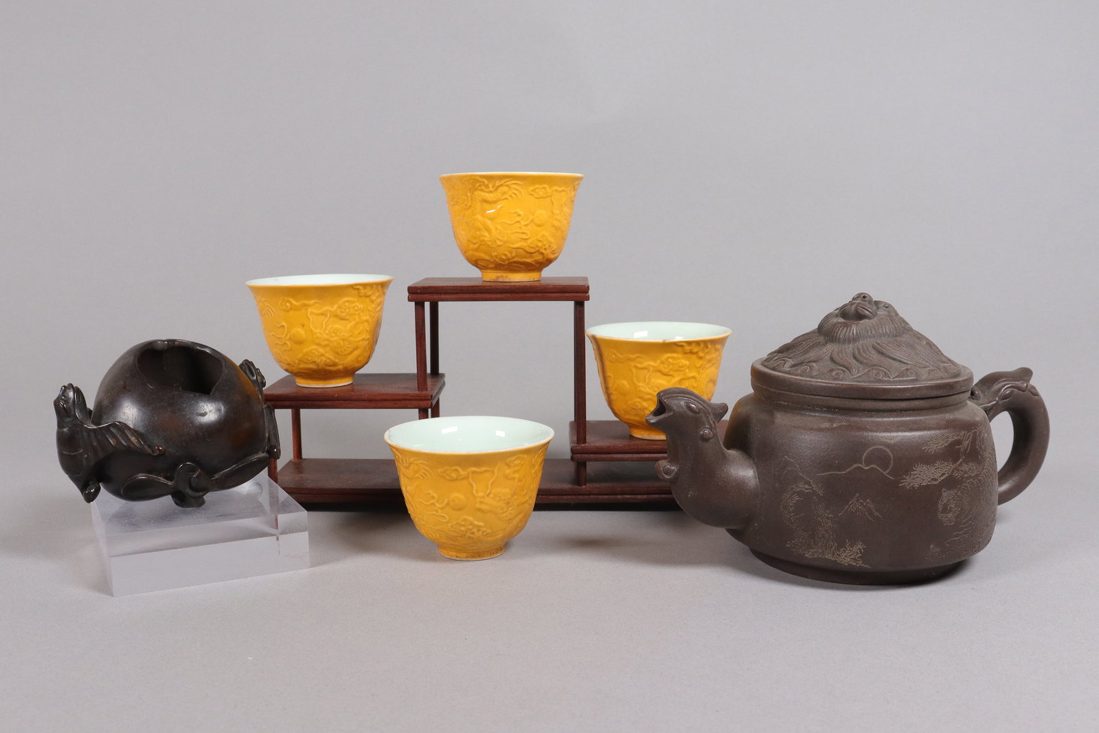 Lots Chinese tea items: Lots Chinese tea items.