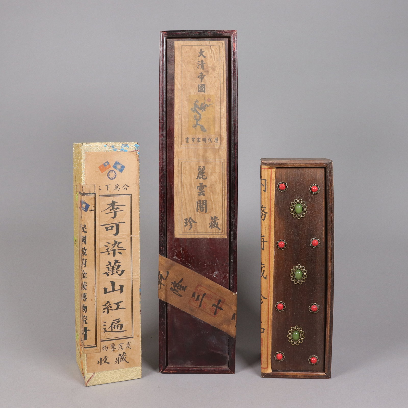 Lots Chinese art scrolls in box (1 of 6)