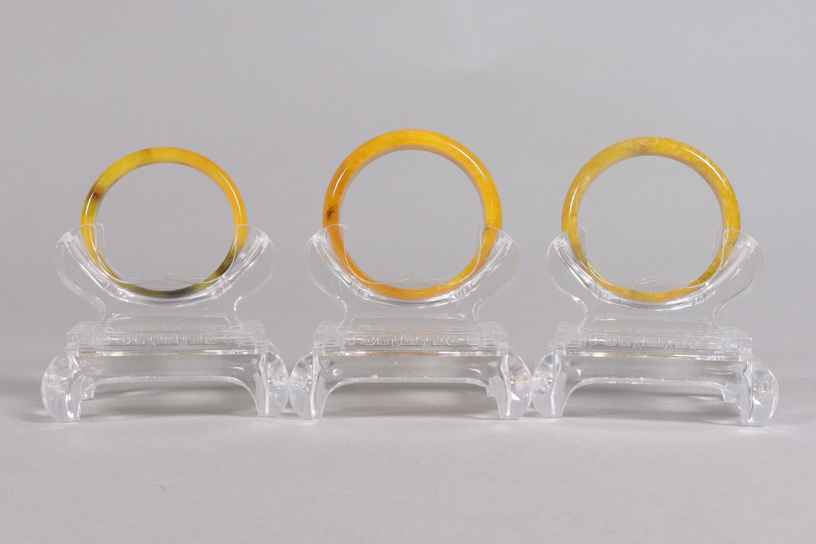 Lots Chinese fine bangles (1 of 6)