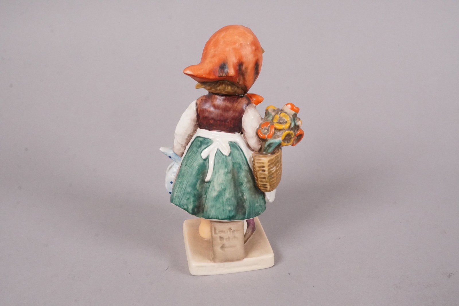 Lots Hummel figurines - 5