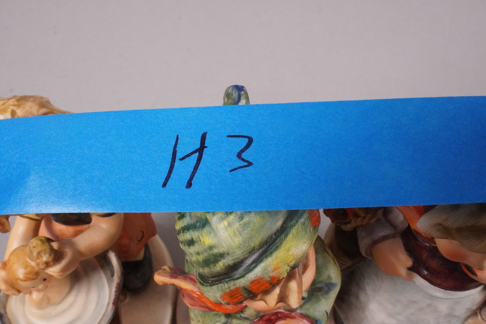 Lots Hummel figurines - 7