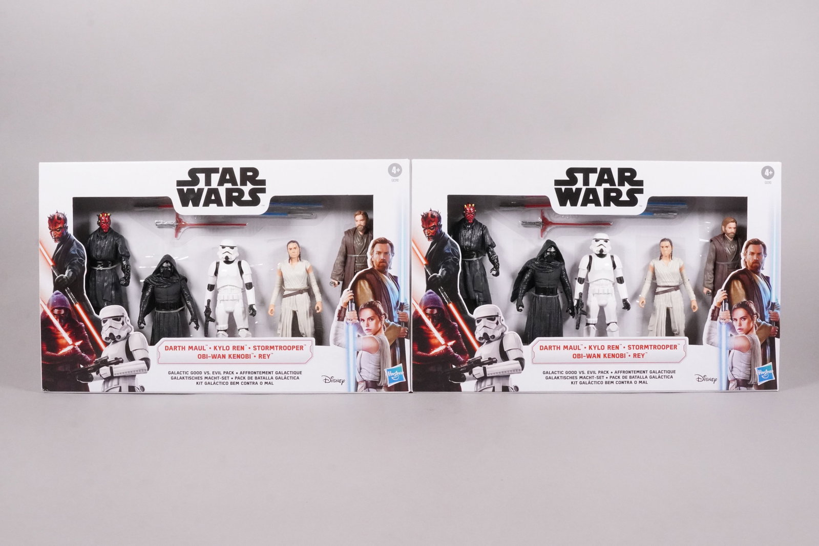 Lots Star Wars figure in original box: Lots Star Wars action figures, in original box.