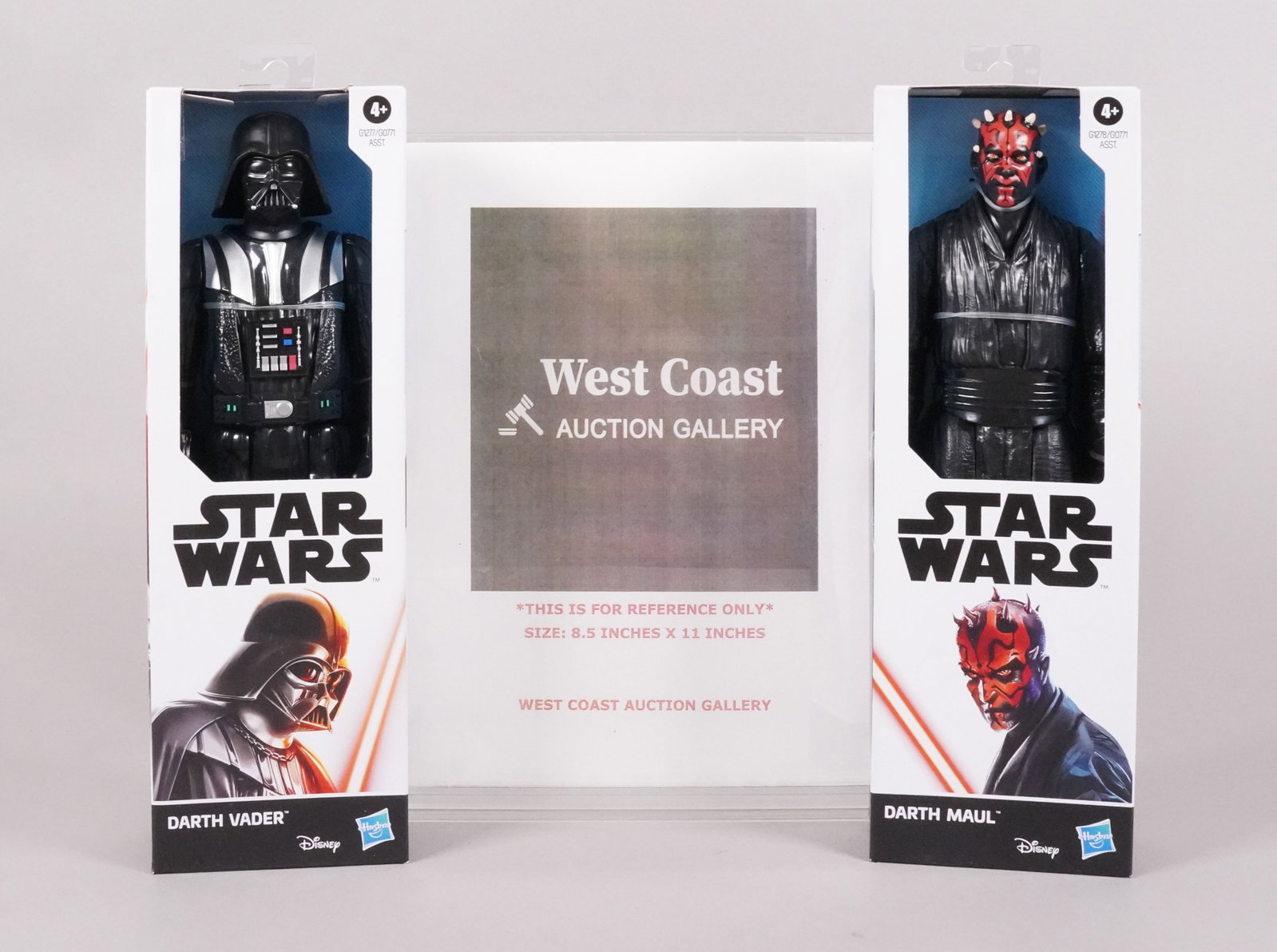 2 large Star Wars figure in box - 2