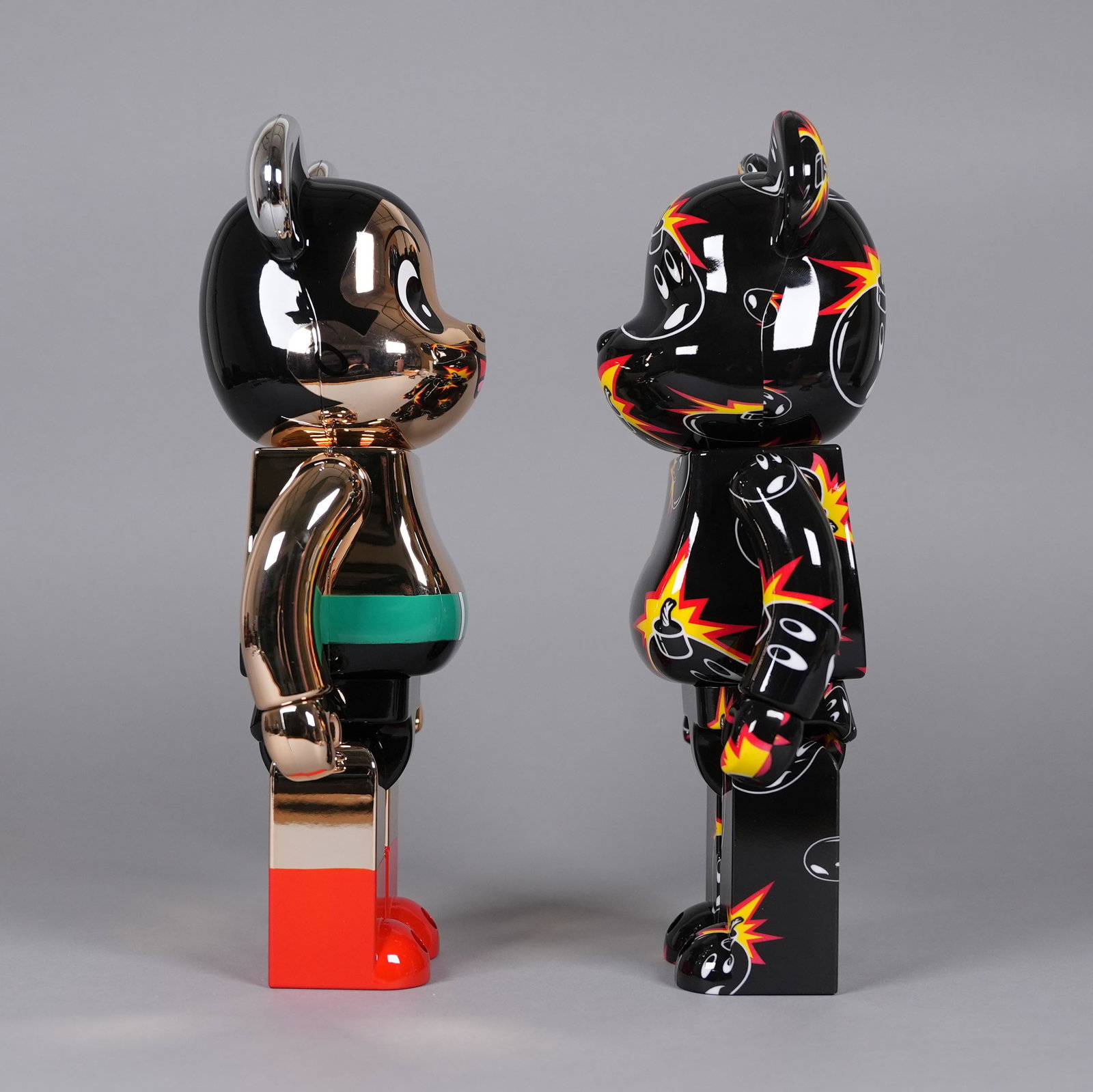 Lots limited BearBricks with box - 5