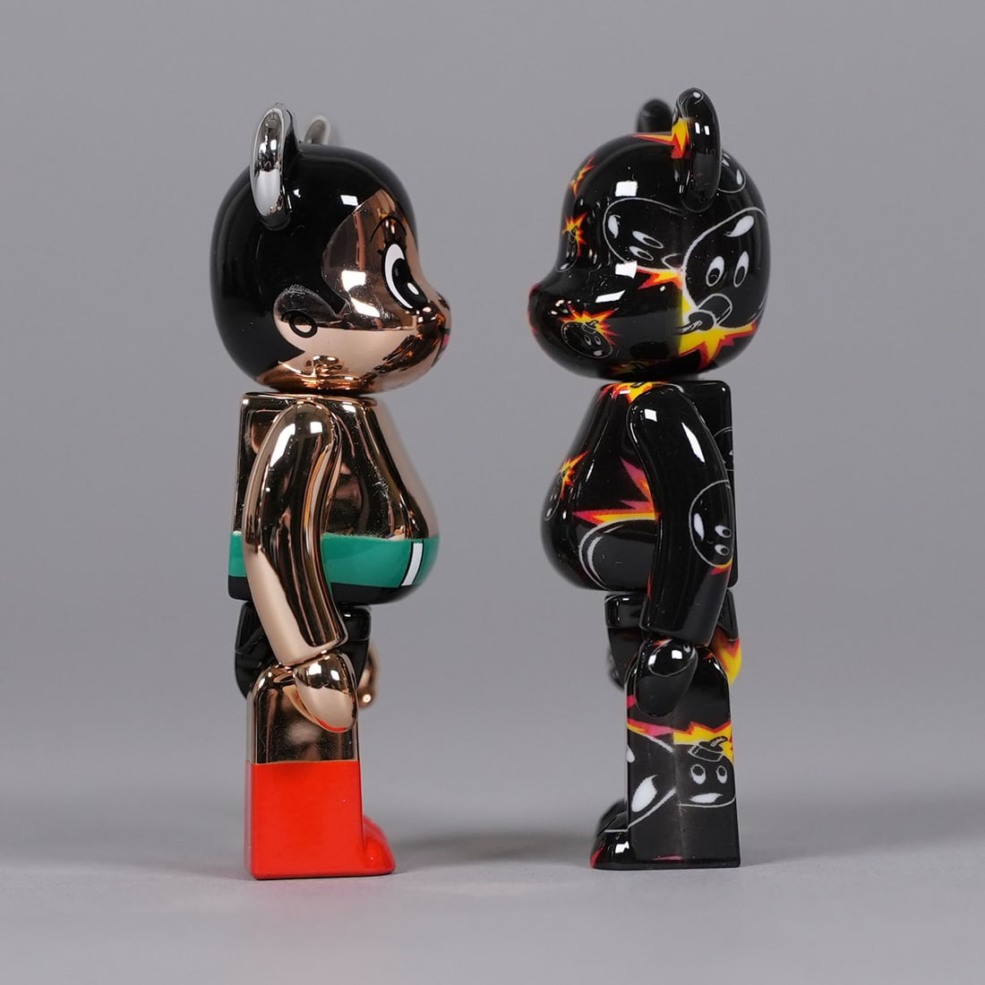 Lots limited BearBricks with box - 7