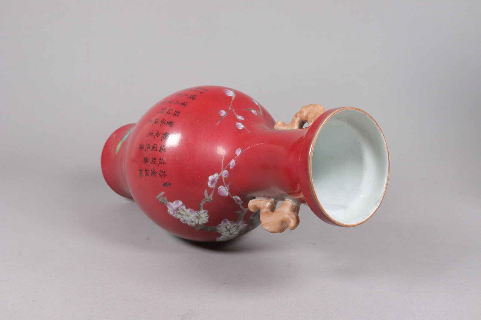 2 Chinese red handled vase - 3