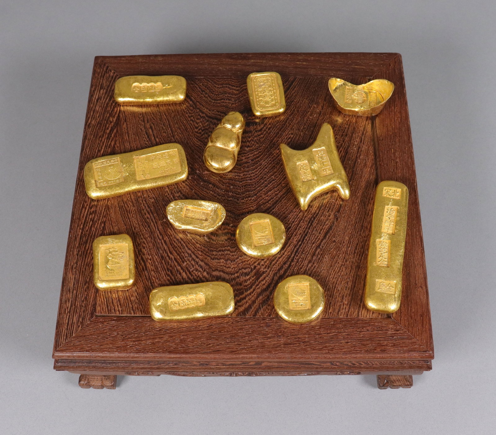 Lots Chinese ingots ungraded: Lots Chinese ingots ungraded. We do not guarantee its age, material, engraving, carvings or any type of grading. All sales are final, condition selling it as is. No return.