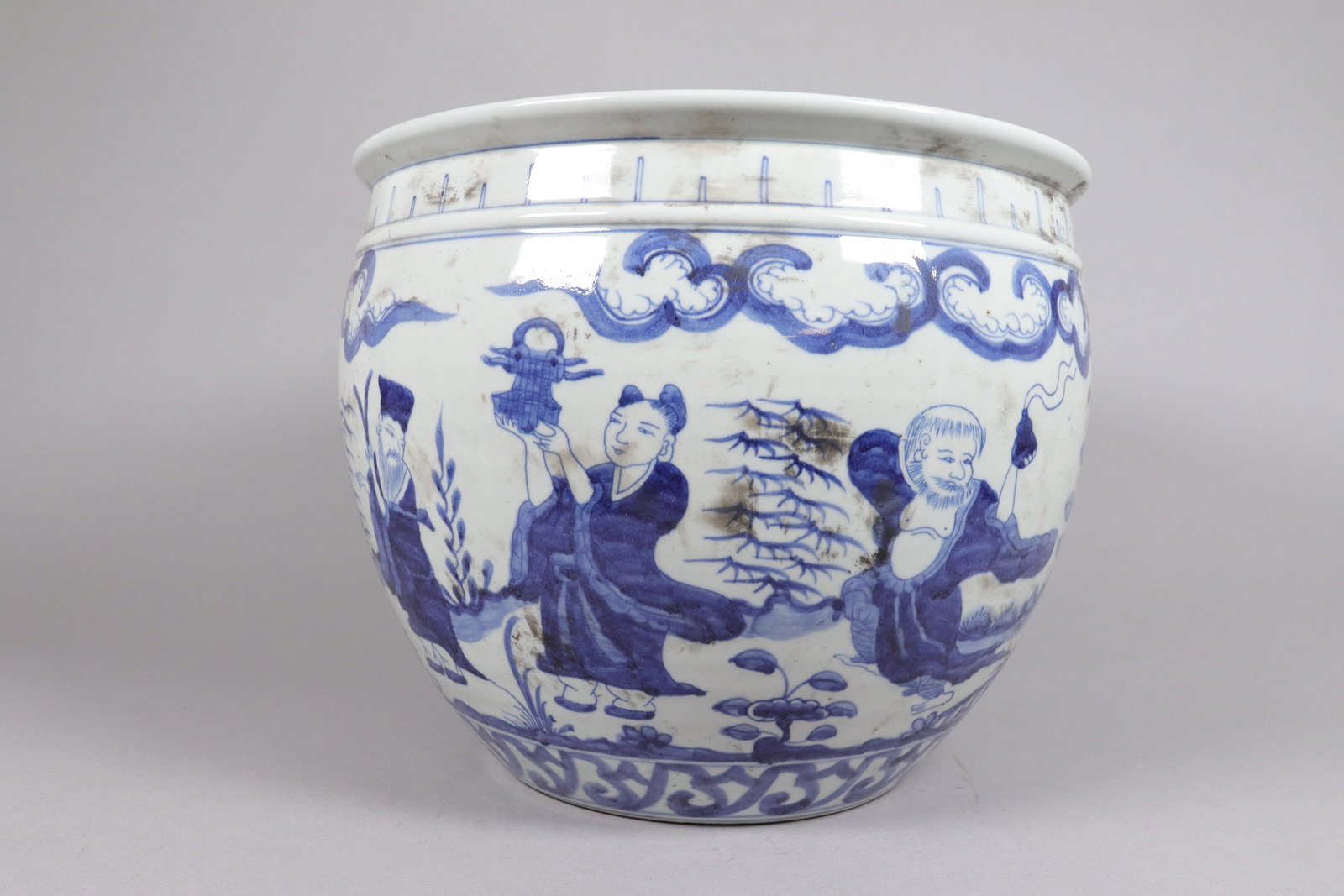 Chinese fine b/w pot - 4