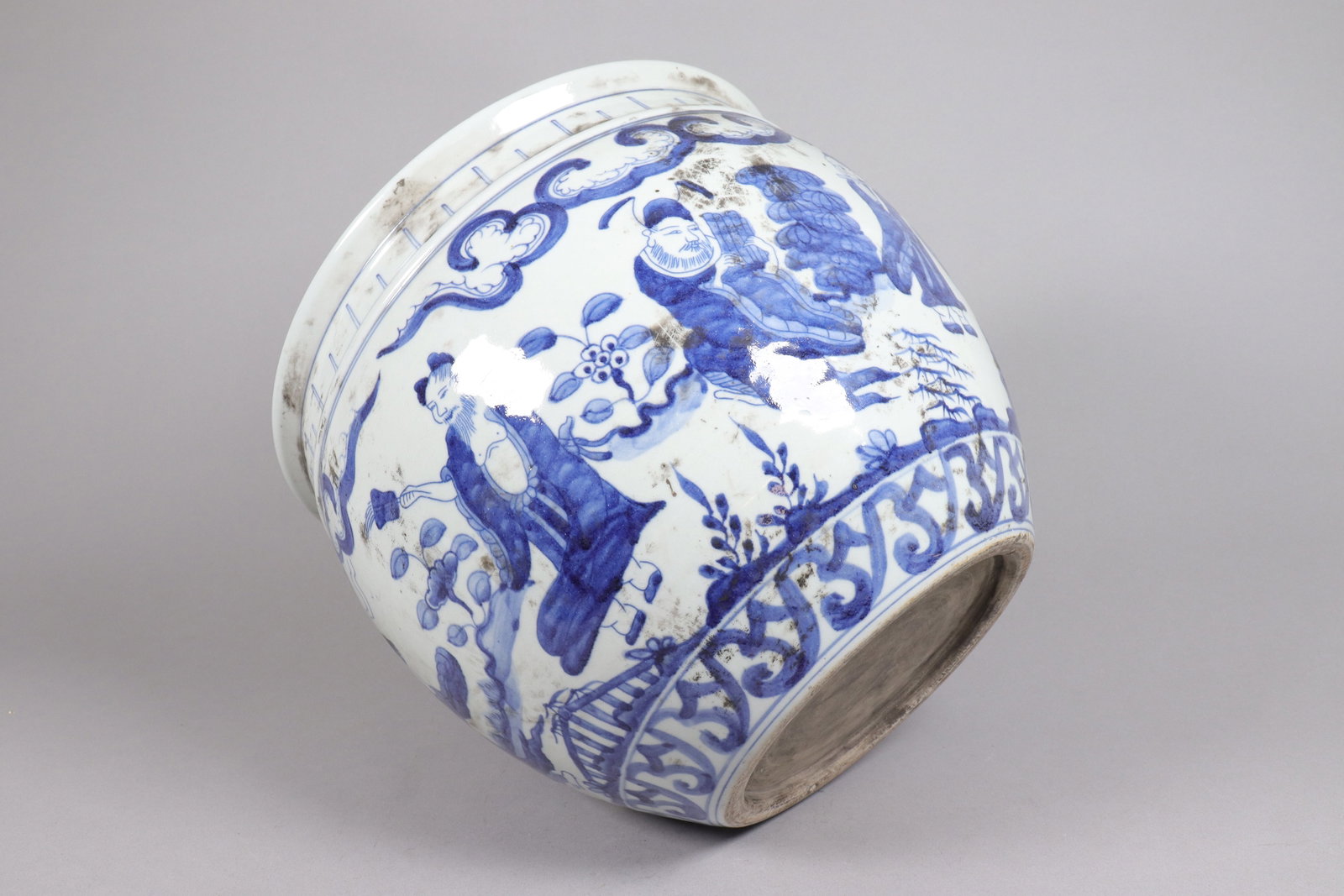 Chinese fine b/w pot - 6