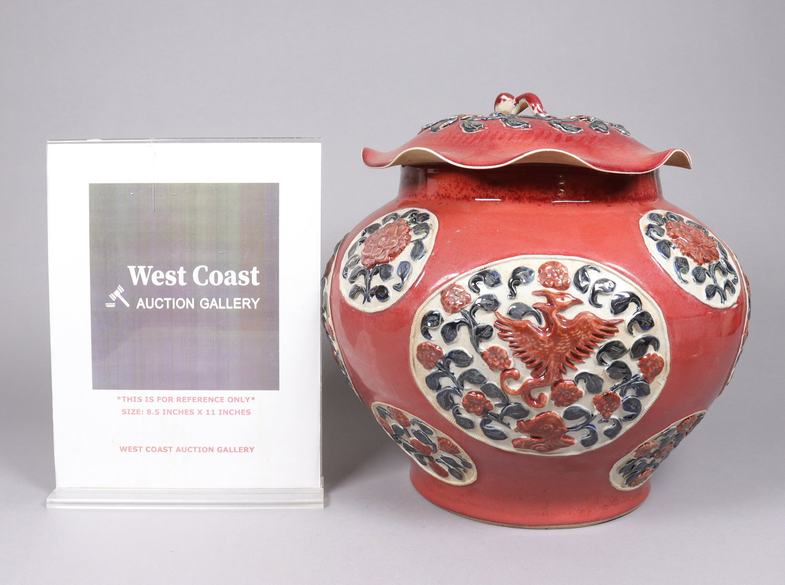 Chinese large lidded jar - 2