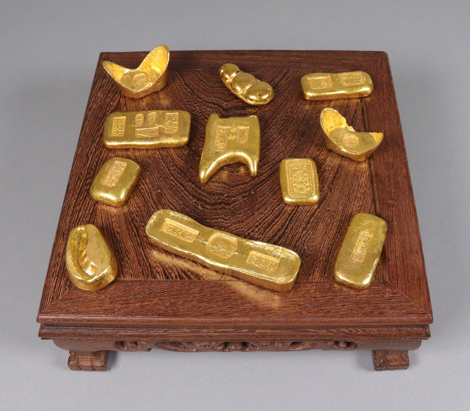 Lots Chinese ingots ungraded: Lots Chinese ingots ungraded. We do not guarantee its age, material, engraving, carvings or any type of grading. All sales are final, condition selling it as is. No return.