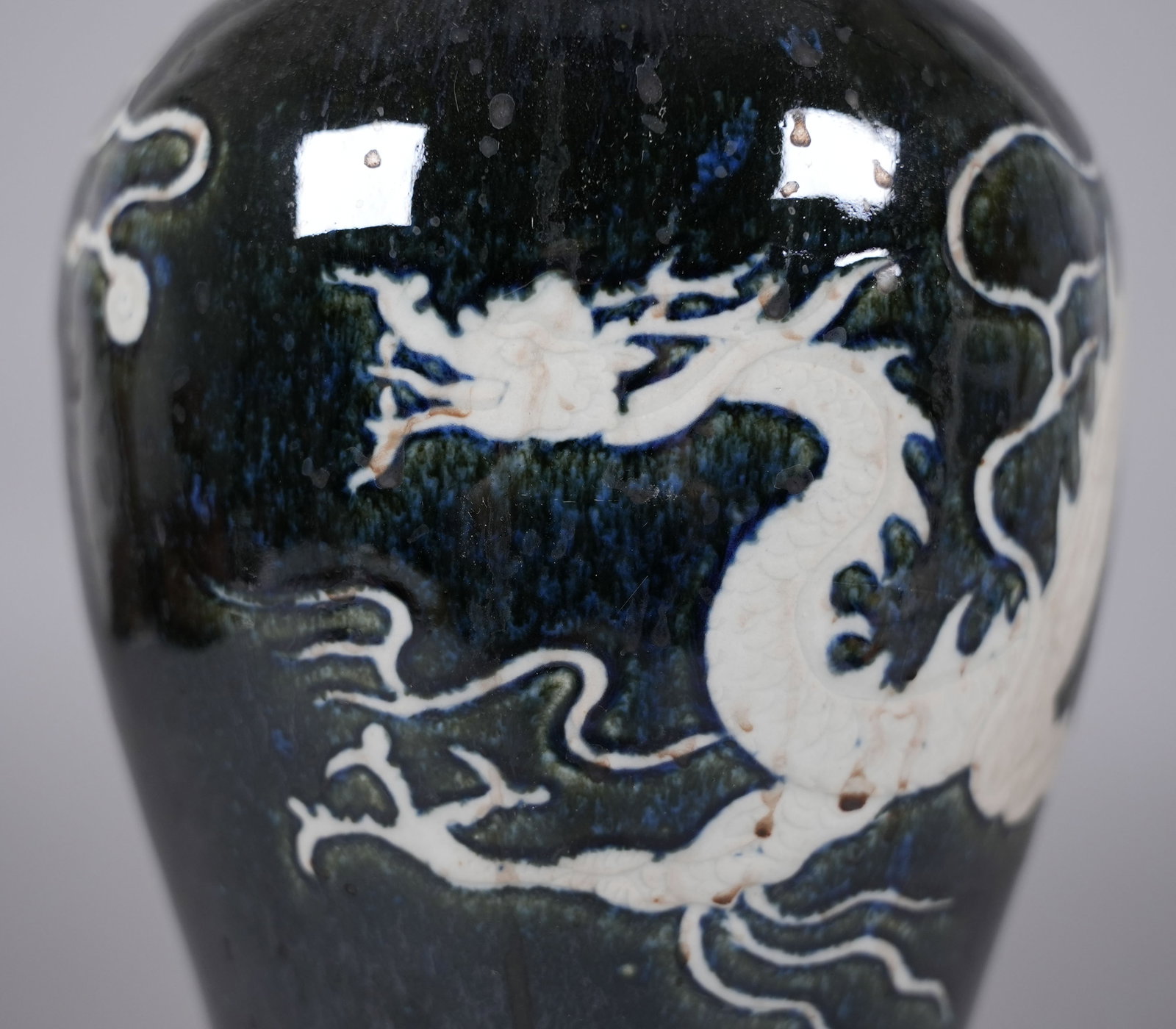 Chinese fine dragon vase - 6