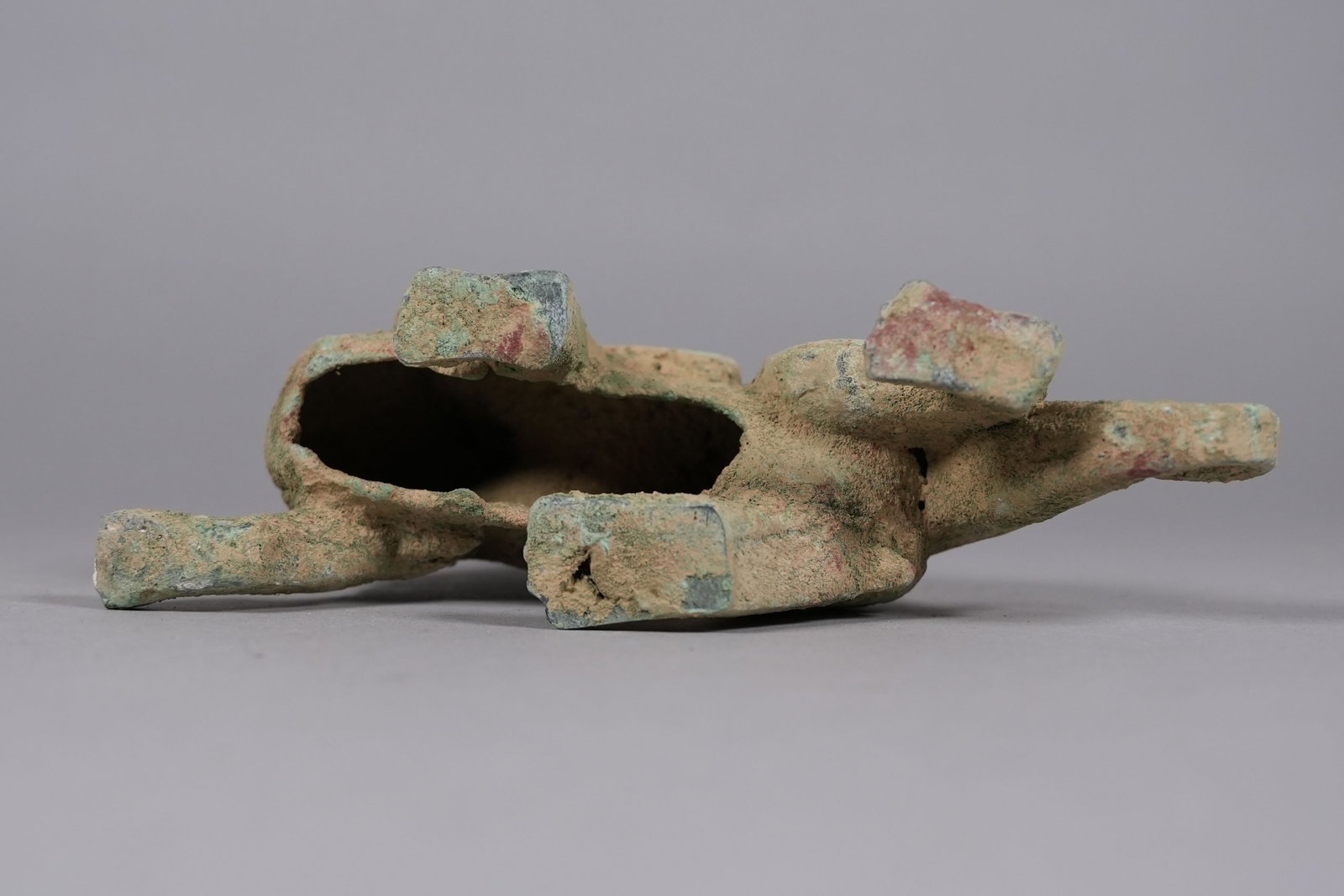 Lots Chinese bronze vessels - 3