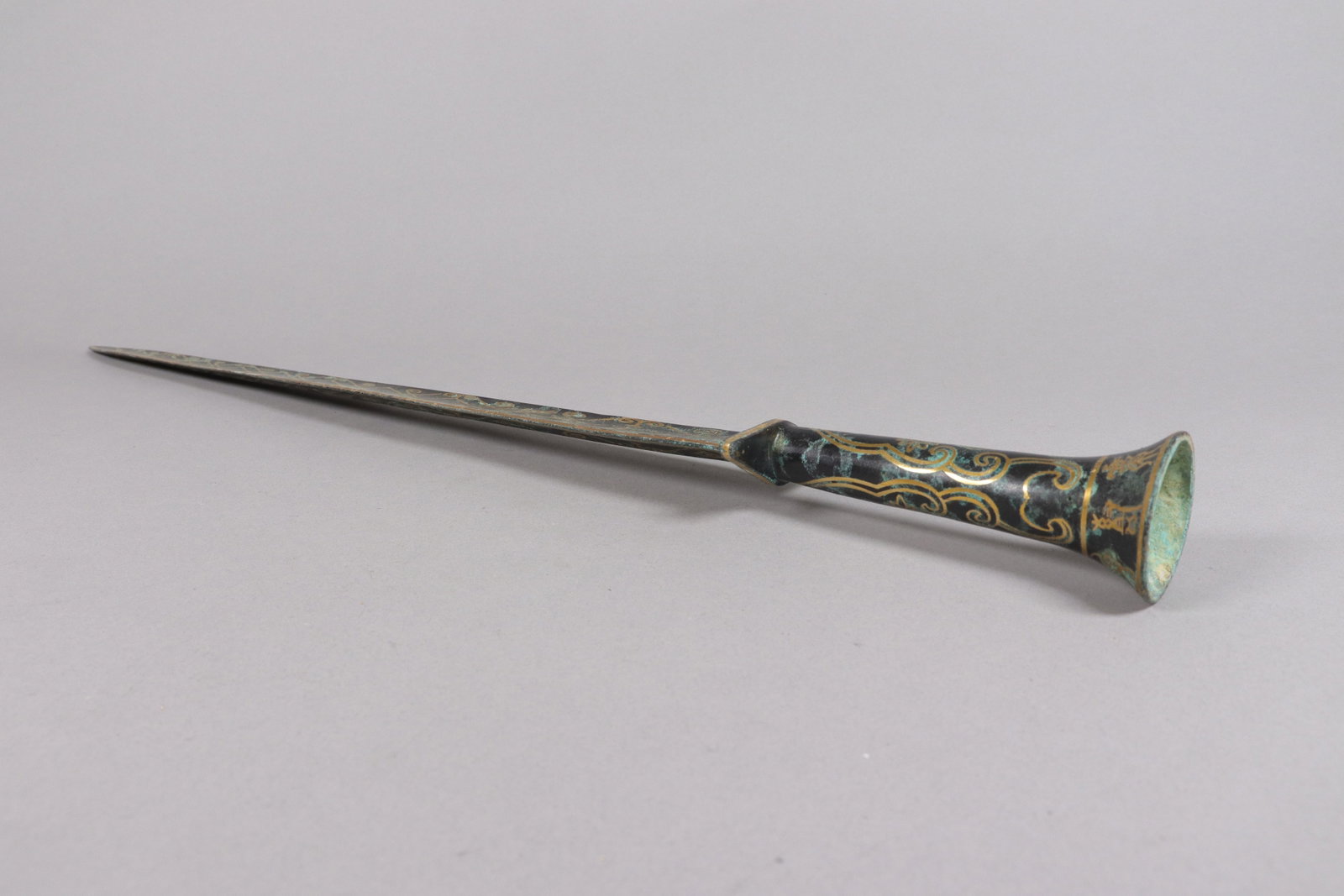 Chinese fine gilted bronze sword - 3