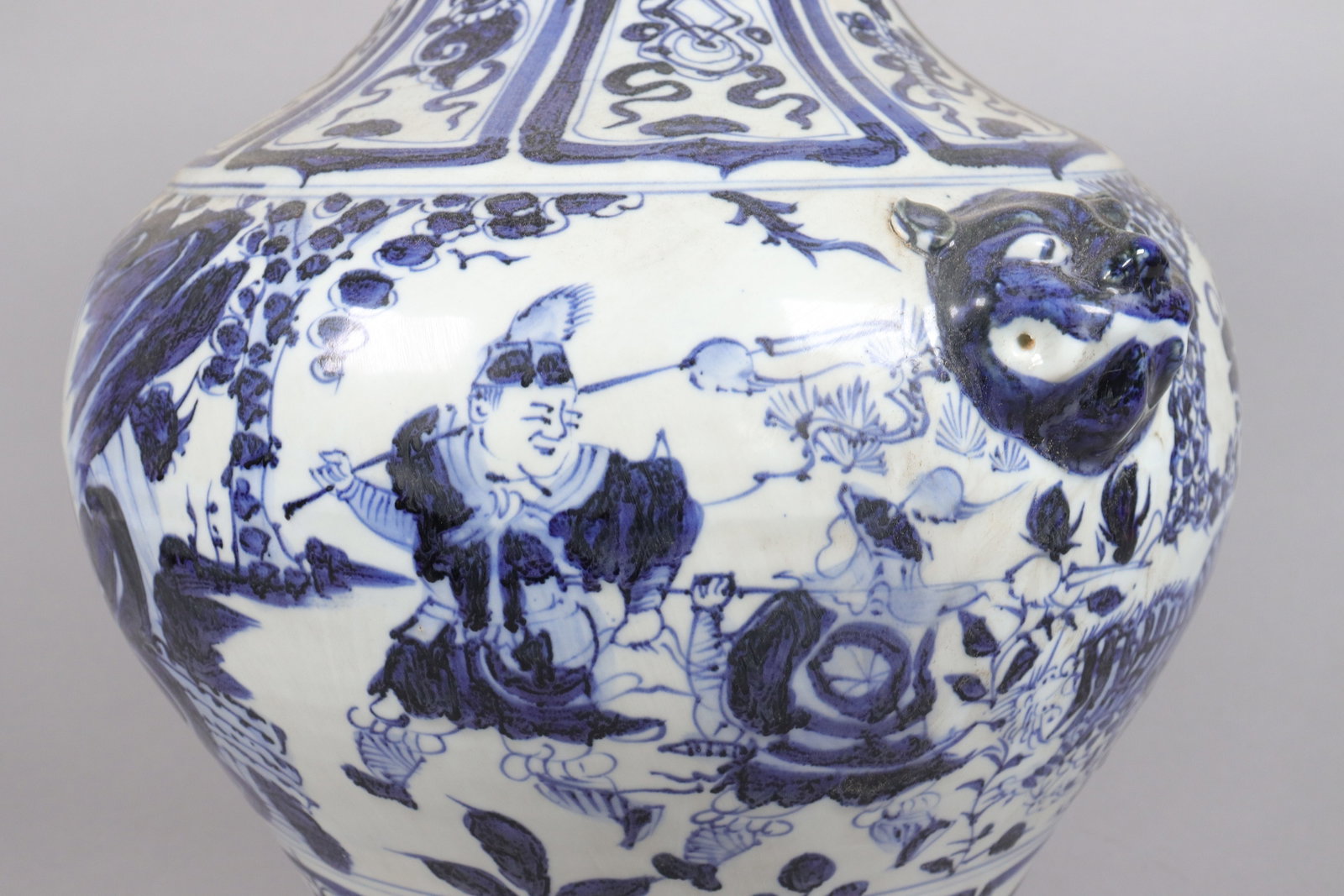 Chinese massive fine b/w jar - 3