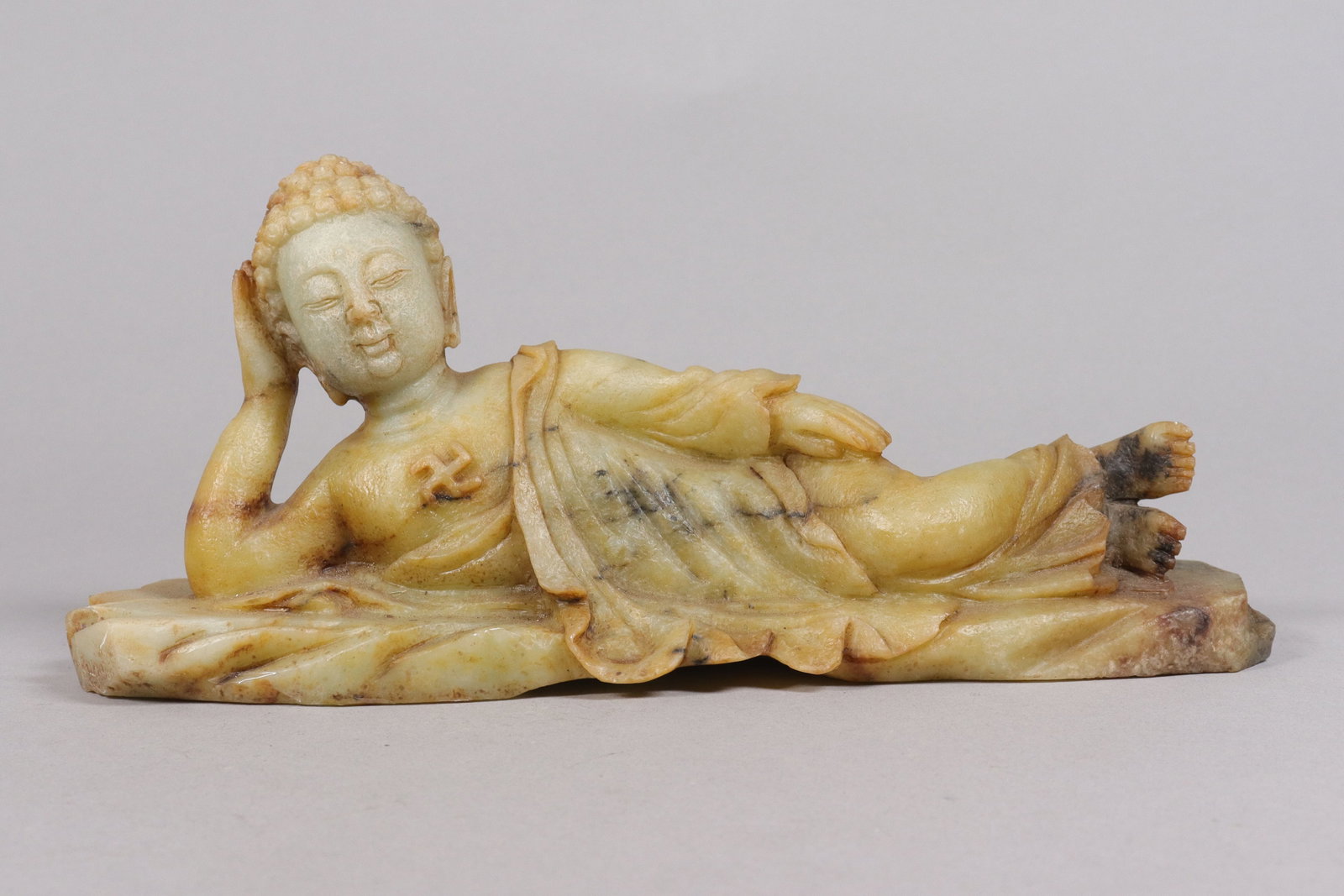 Chinese fine stone buddha: Chinese fine stone buddha. H: 5.5" x W: 12."