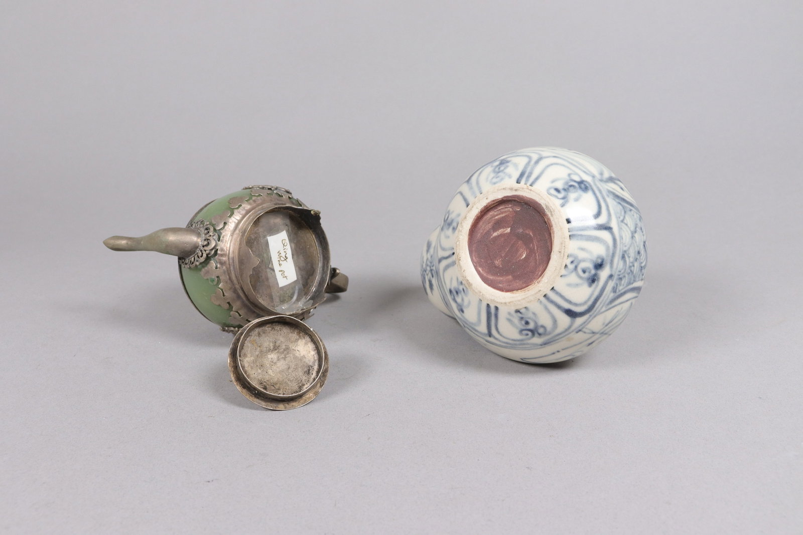 Lots Chinese small items - 4