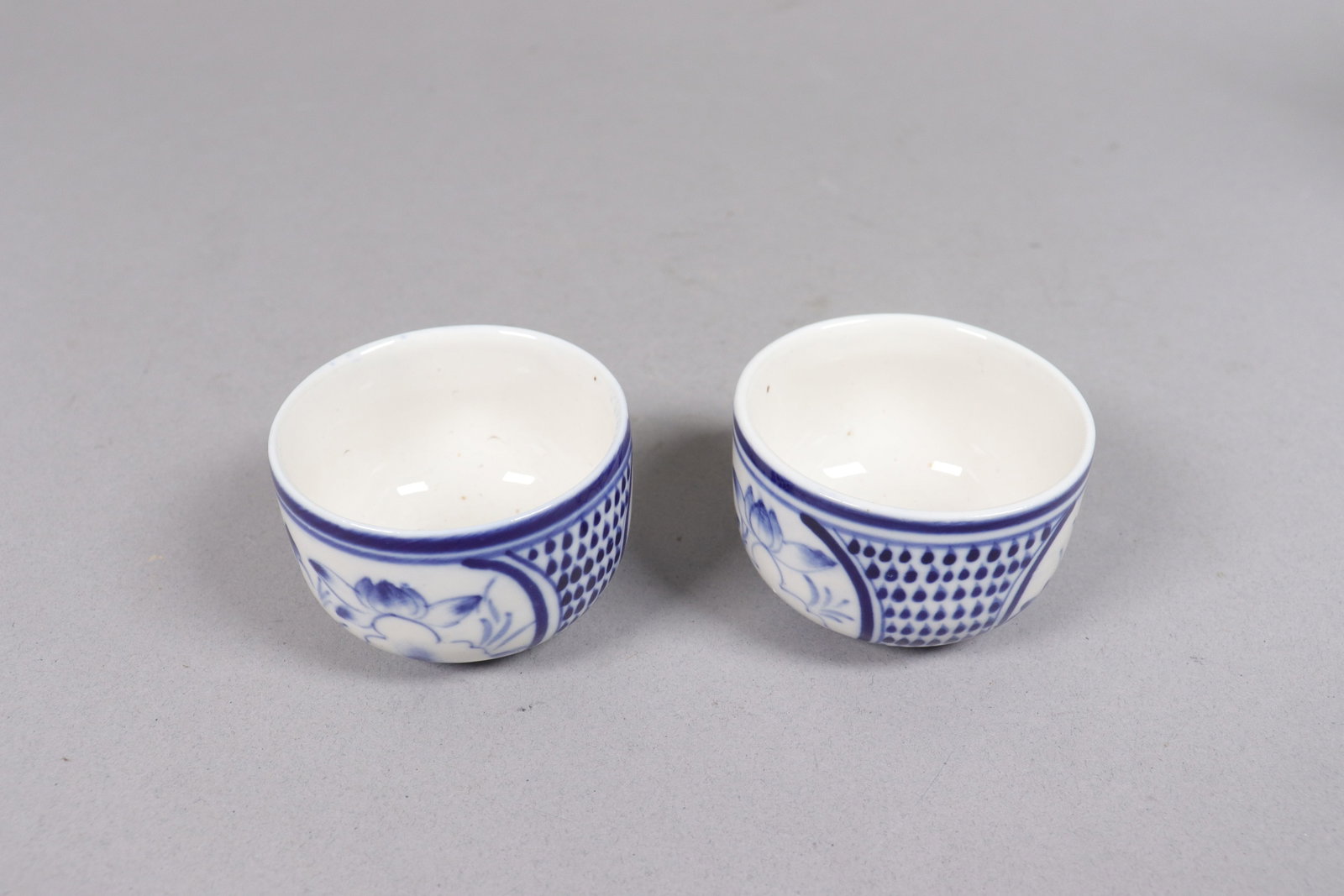 Lots Asian items - 4
