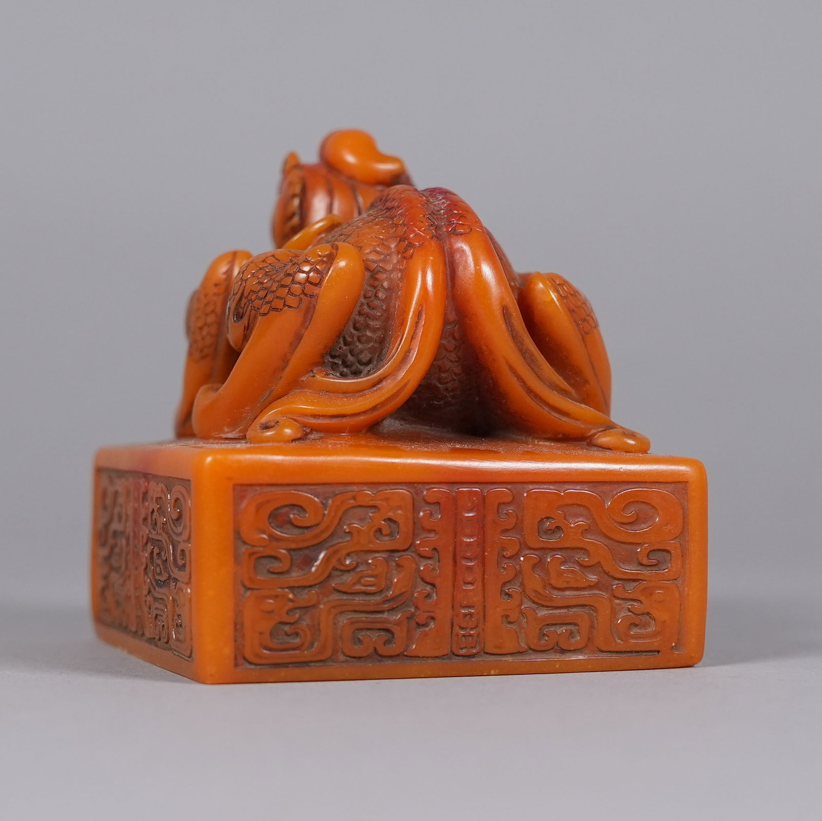 2 Chinese large seals - 6