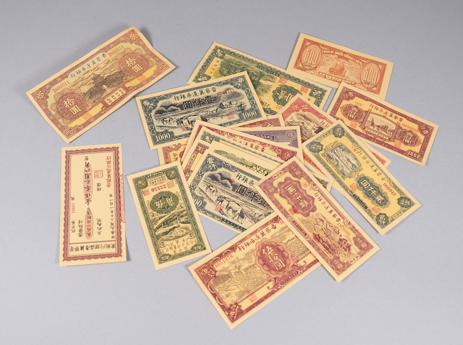 Lots Chinese fine items ungraded - 6