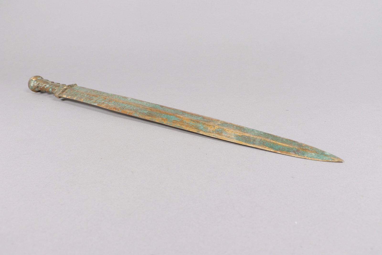2 Chinese fine bronze sword - 4