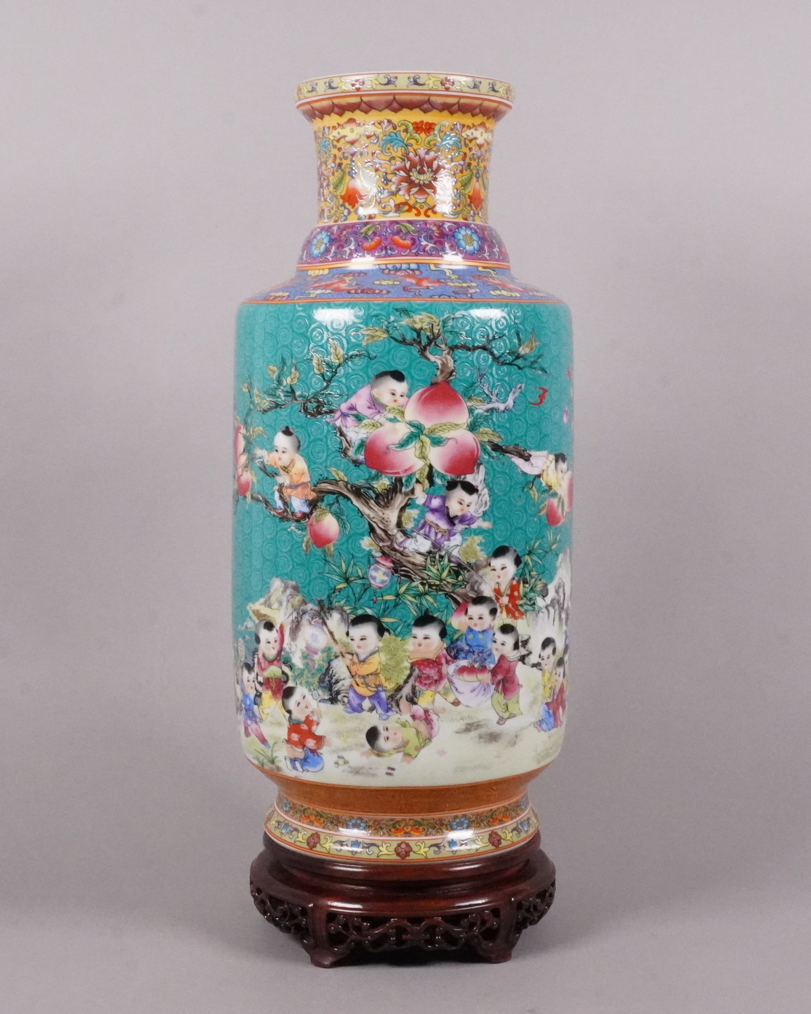 Chinese tall famille rose vase: Chinese tall famille rose vase. H: 16.5" x W: 7.2."