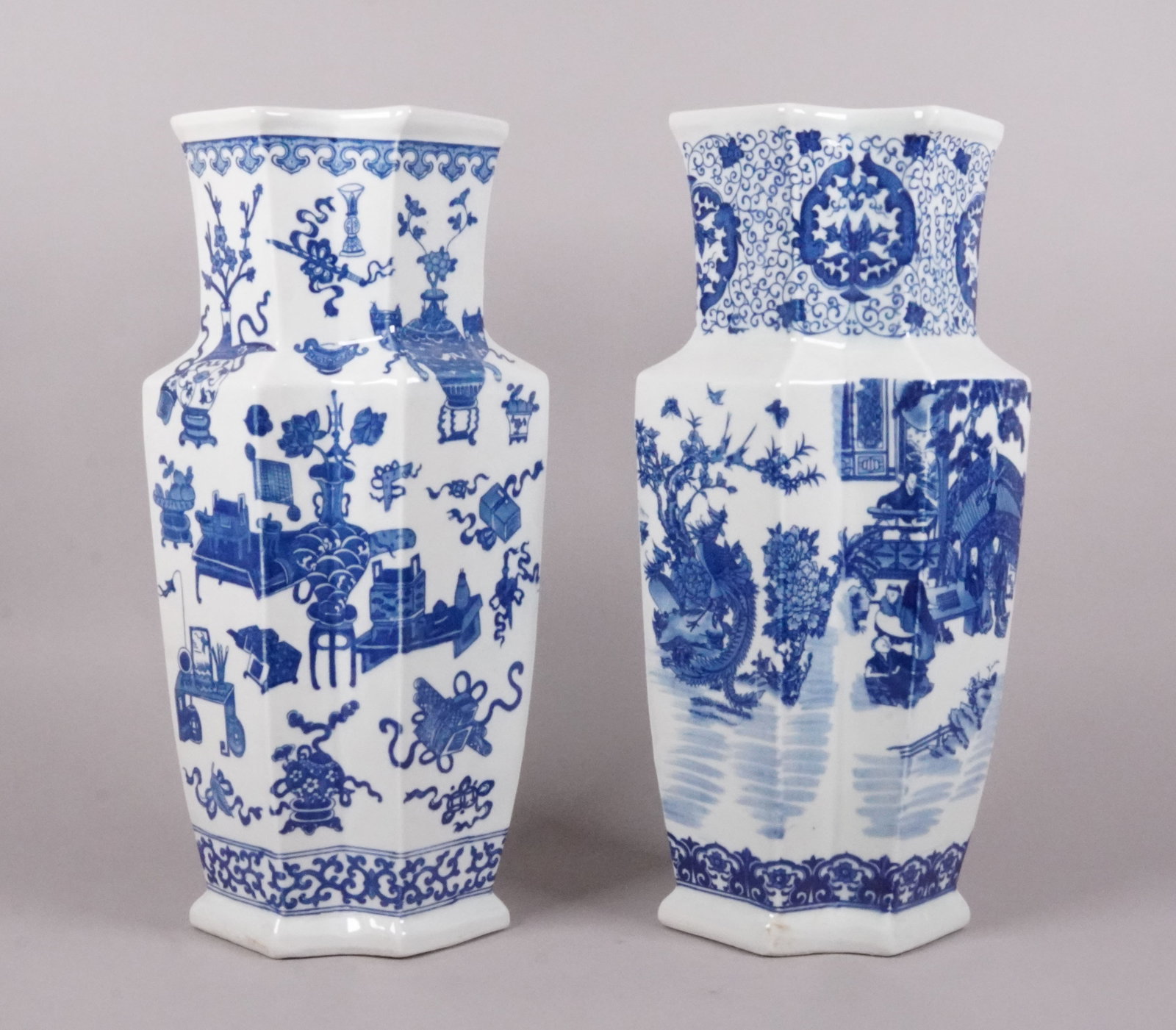 2 Chinese fine b/w vase: 2 Chinese fine blue and white vase. H: 17.2" x W: 9."