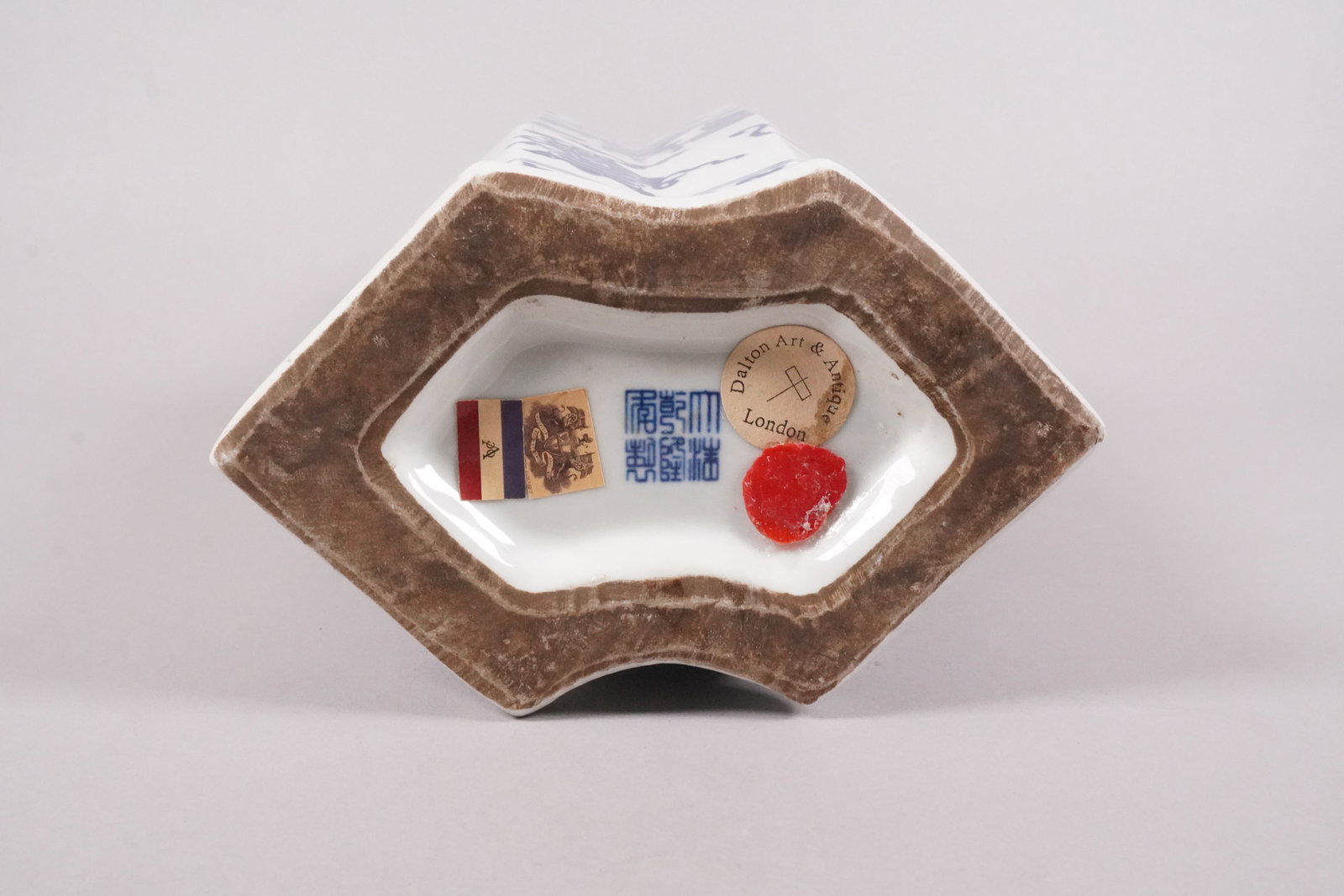 2 Chinese fine b/w vase - 4