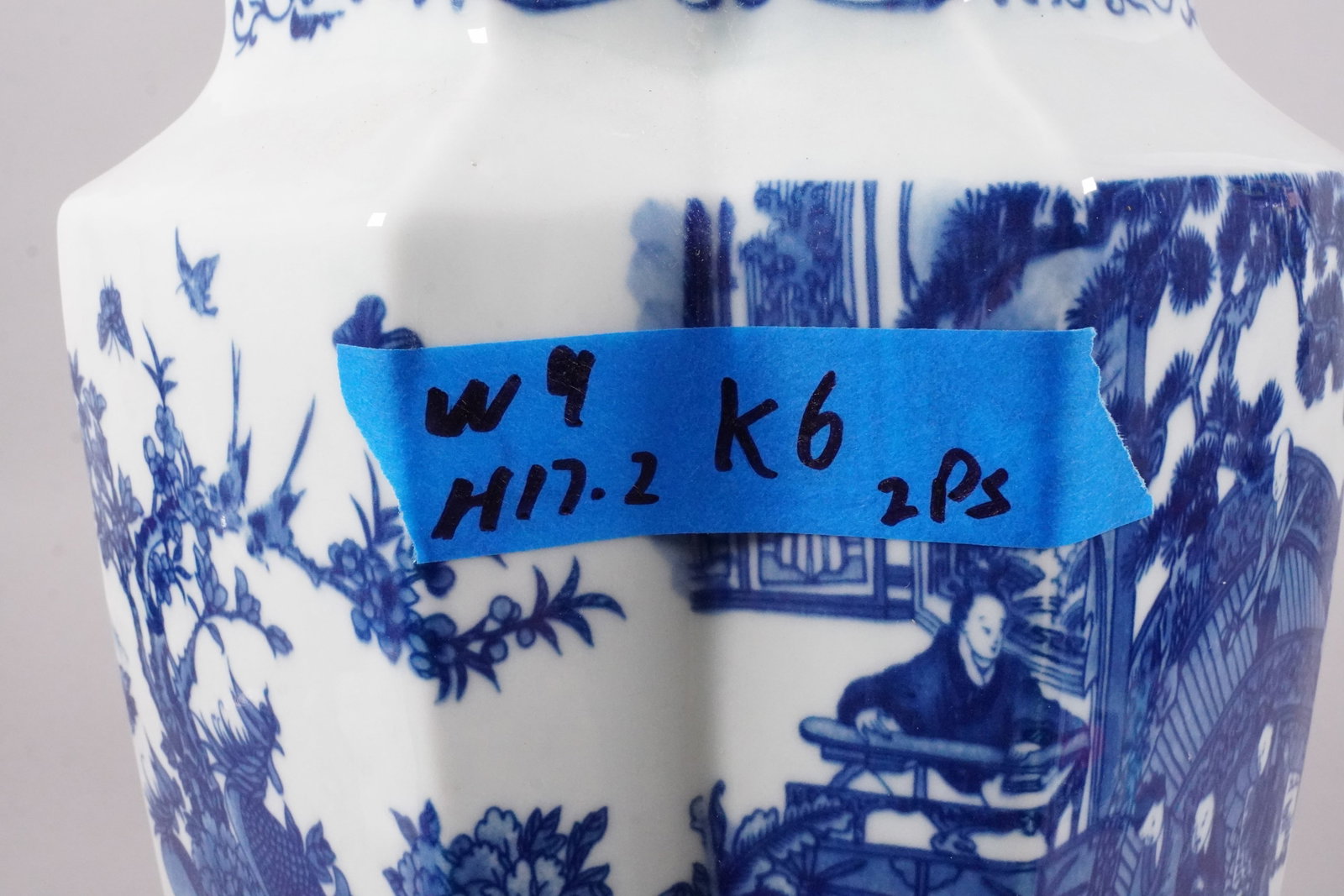 2 Chinese fine b/w vase - 8