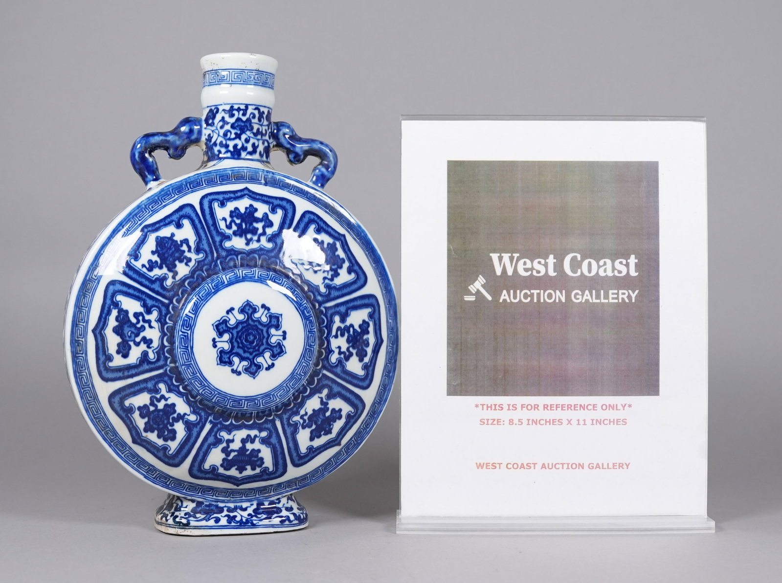 Chinese fine b/w flask vase - 2